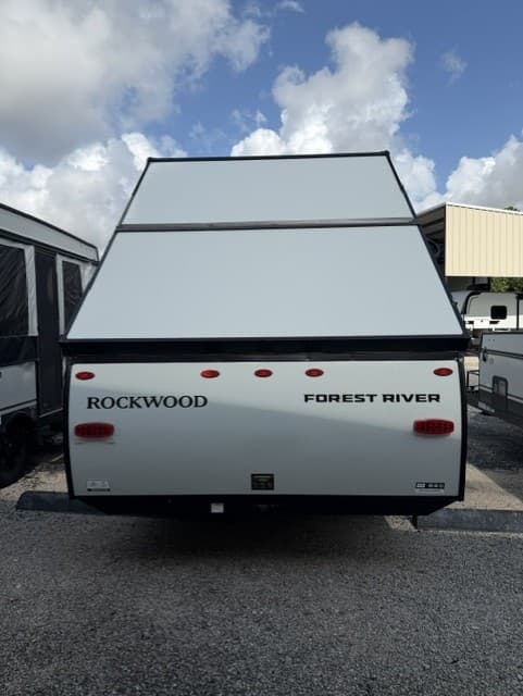 2027 Forest River 2027 Forest River Rockwood Freedom Series - thumbnail 4