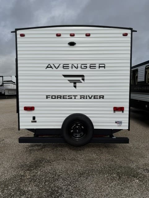 2027 Forest River 2027 Forest River Avenger - thumbnail 4