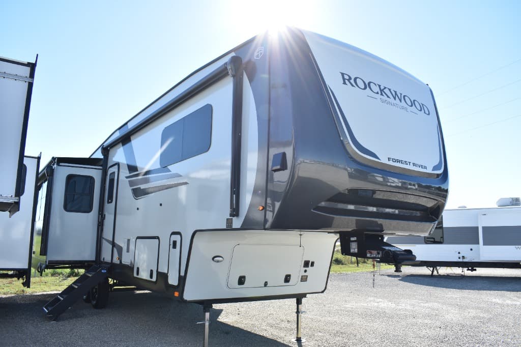 2026 Forest River Rockwood Signature R361RLS
