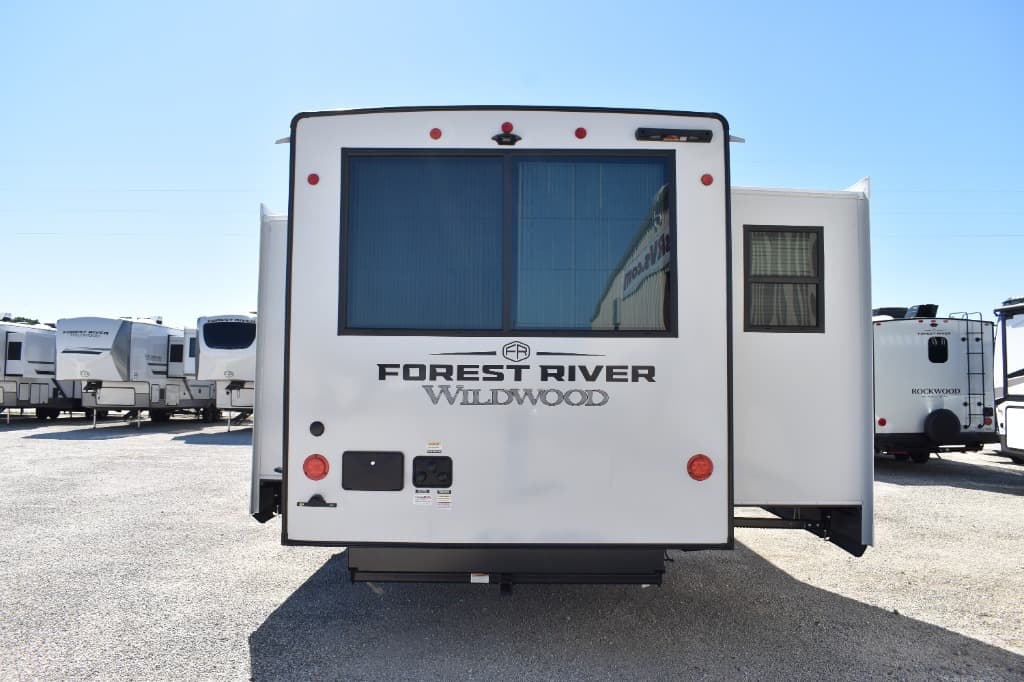 2026 Forest River 2026 Forest River Wildwood Heritage Glen - thumbnail 5