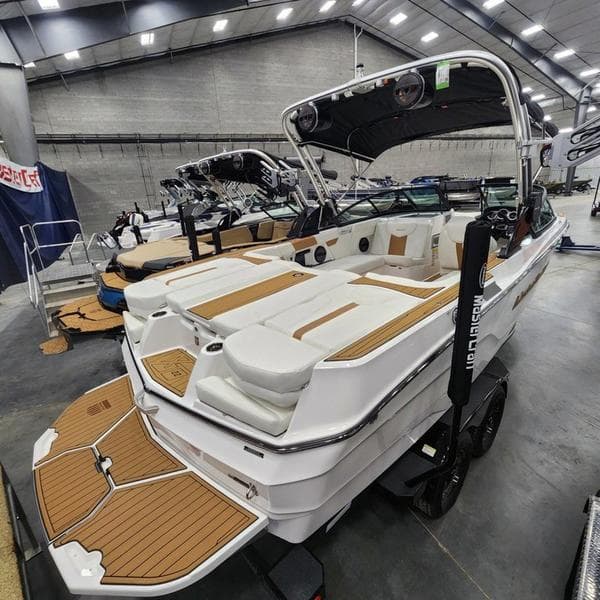 2024 MasterCraft 2024 MasterCraft XT22 - thumbnail 5