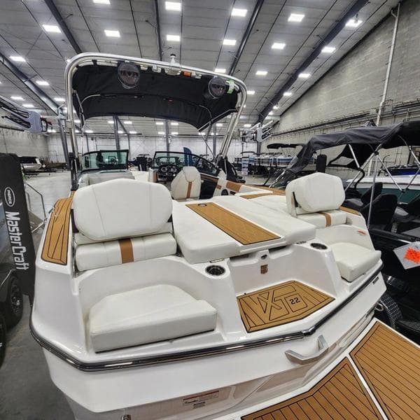 2024 MasterCraft 2024 MasterCraft XT22 - thumbnail 9