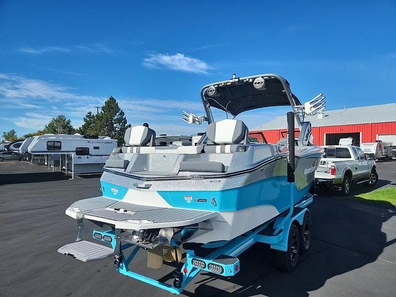 2024 MasterCraft 2024 MasterCraft XT25 - thumbnail 3