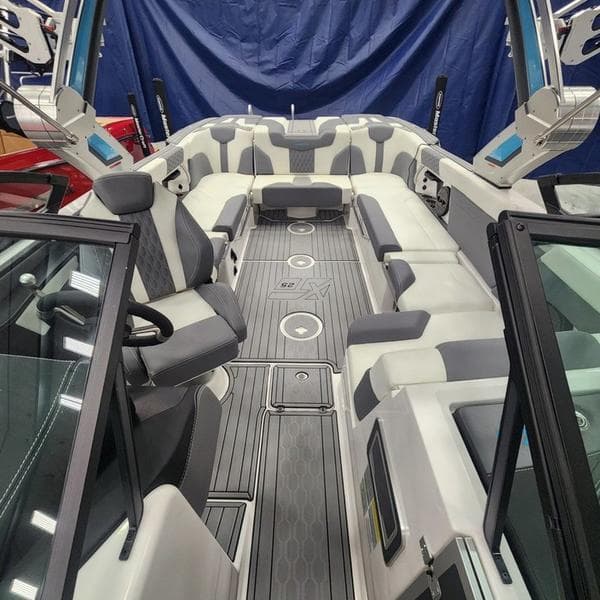 2024 MasterCraft 2024 MasterCraft XT25 - thumbnail 10