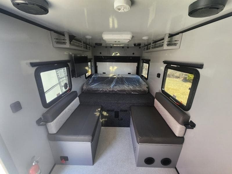 2023 Encore RV 2023 Encore RV Rogue - thumbnail 11