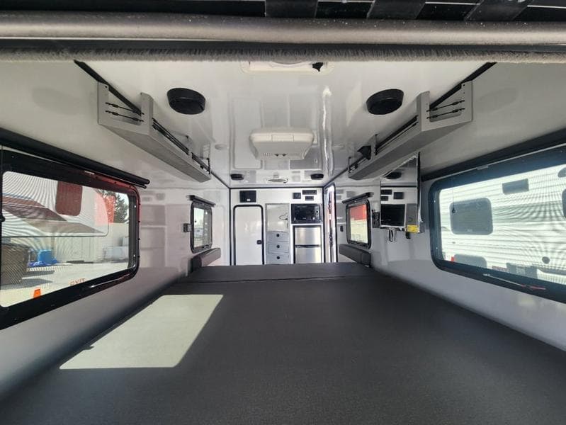 2023 Encore RV 2023 Encore RV Rogue - thumbnail 16