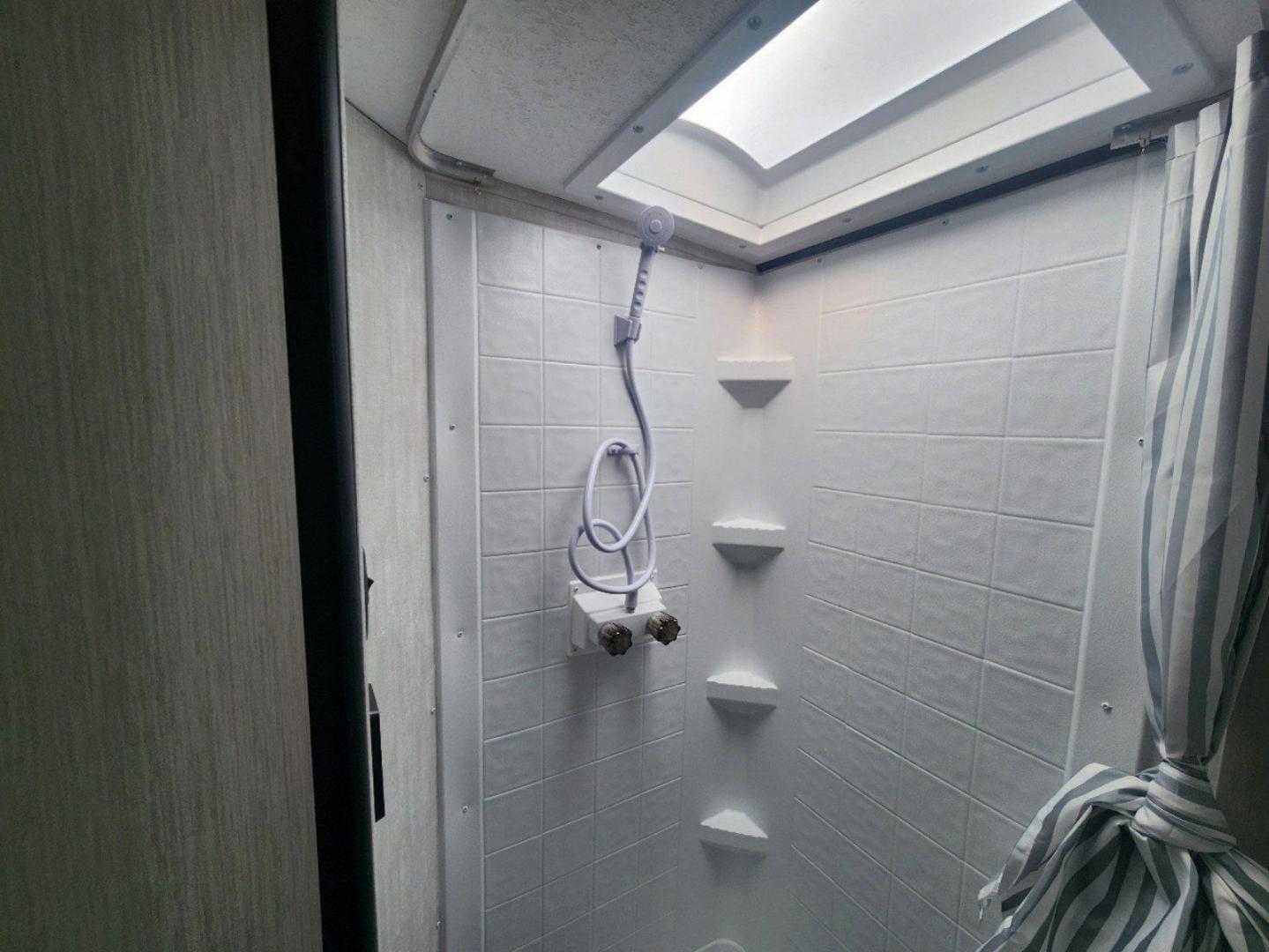 2024 Forest River RV 2024 Forest River RV COACHMEN REMOTE - thumbnail 15