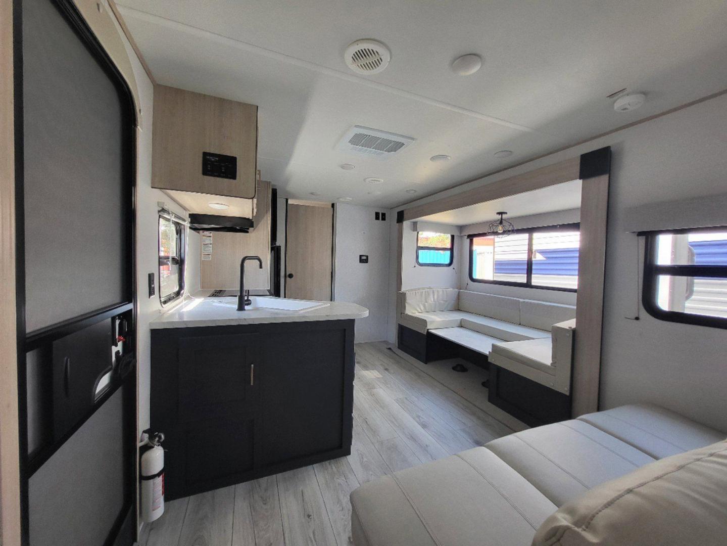 2024 Forest River RV 2024 Forest River RV Avenger - thumbnail 9