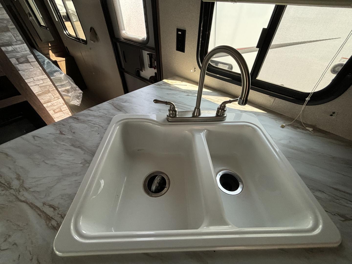 2020 Keystone RV 2020 Keystone RV Hideout - thumbnail 11