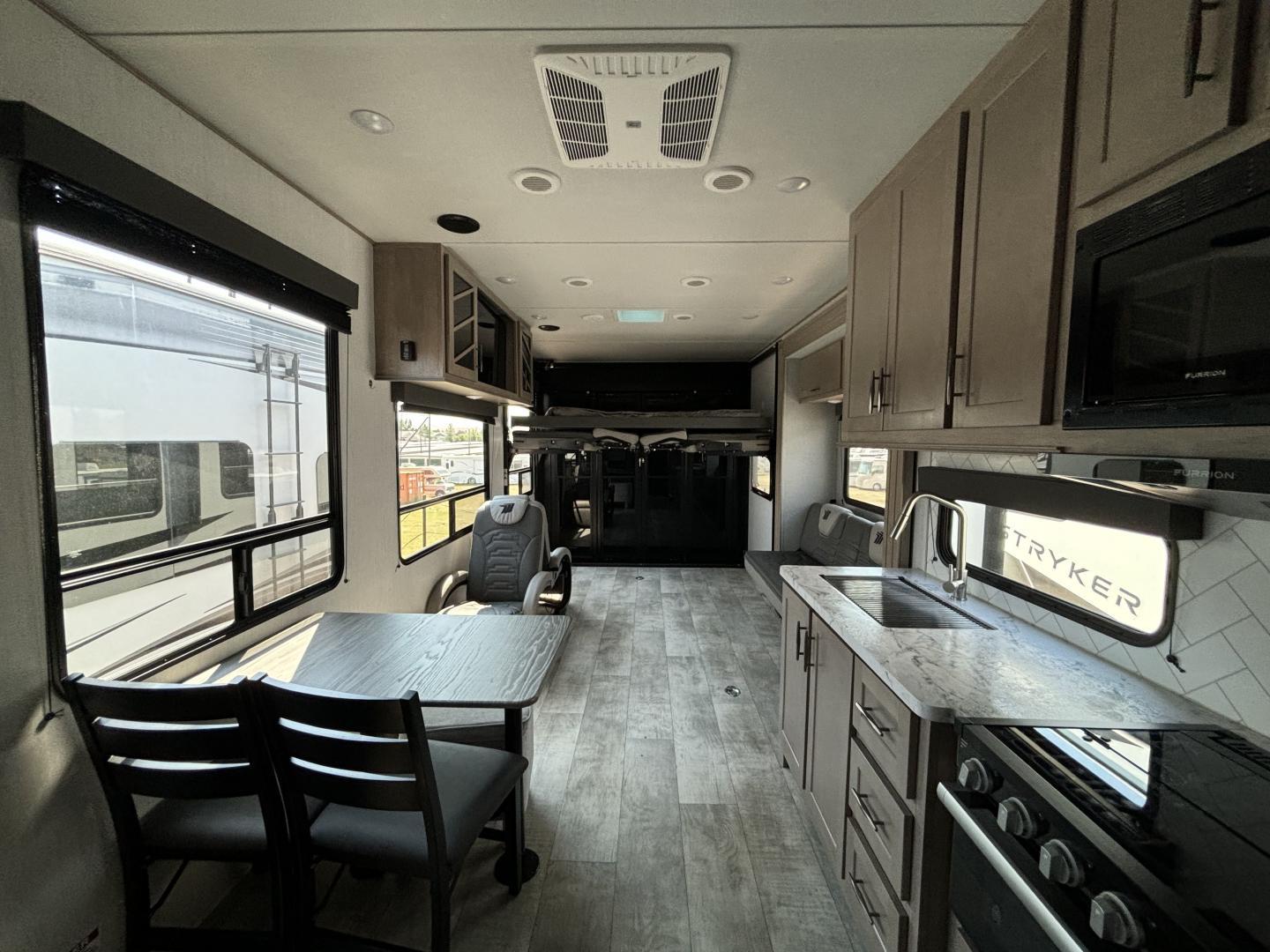 2024 Grand Design 2024 Grand Design Momentum - thumbnail 10