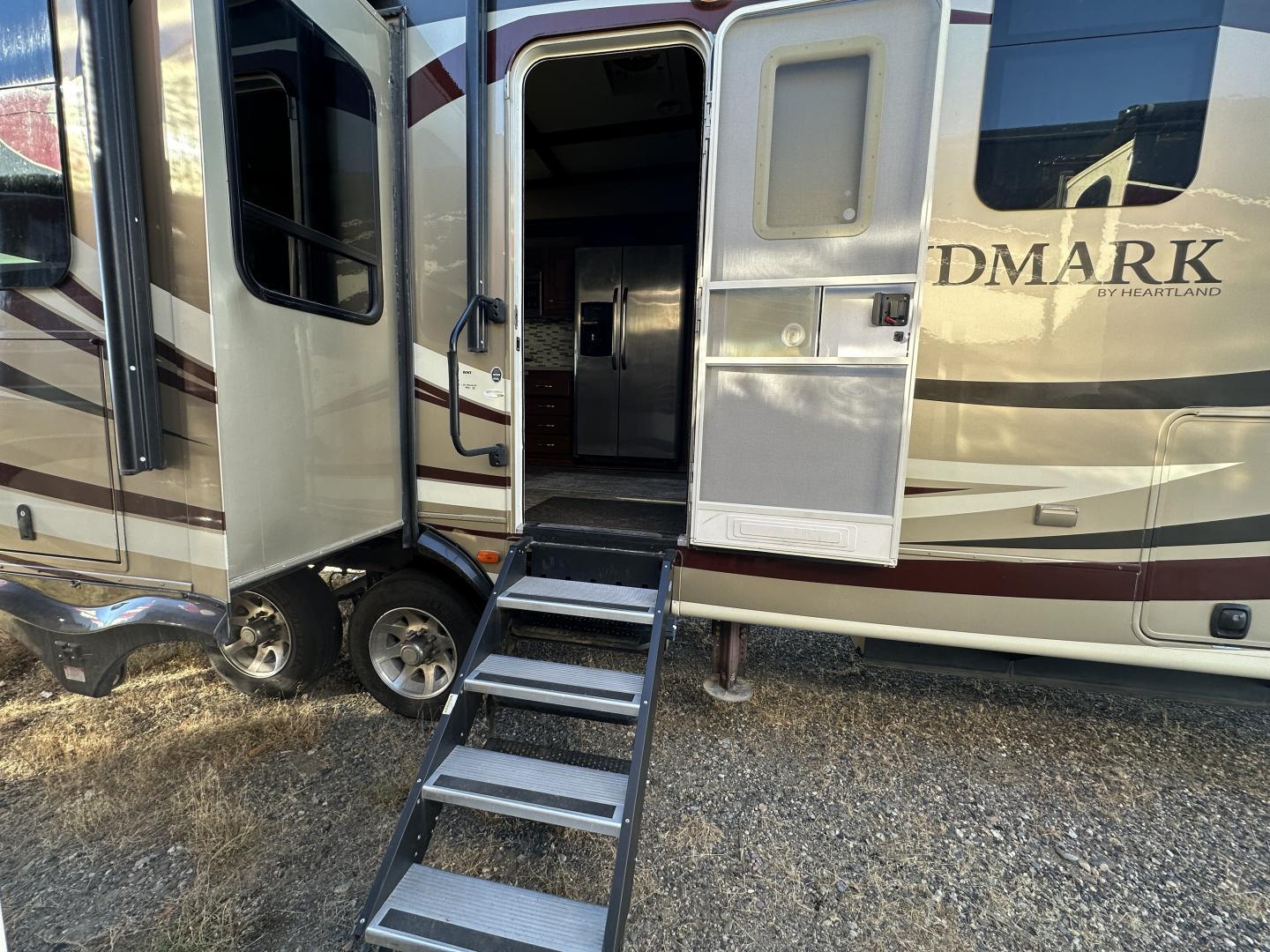 2015 Heartland 2015 Heartland Landmark - thumbnail 11