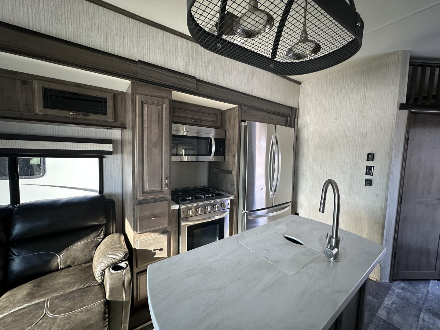 2021 Forest River RV 2021 Forest River RV Sandpiper - thumbnail 16