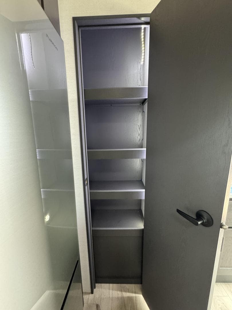 2025 Alliance RV 2025 Alliance RV Valor - thumbnail 11