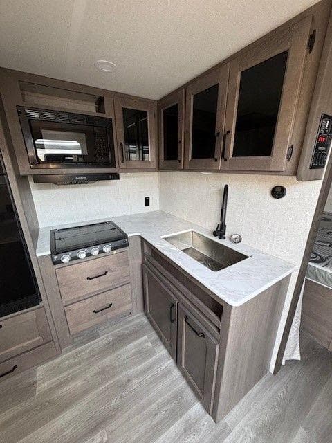 2024 Grand Design 2024 Grand Design Transcend - thumbnail 8