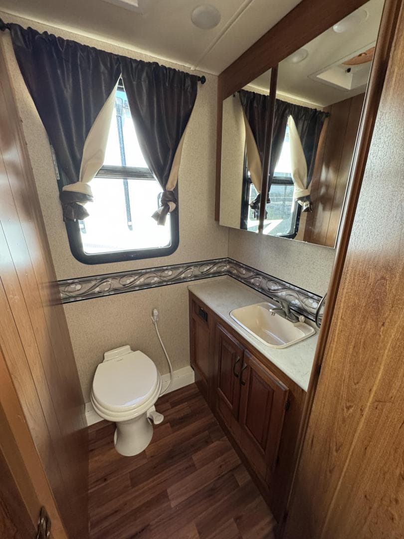 2016 Jayco 2016 Jayco Greyhawk - thumbnail 12