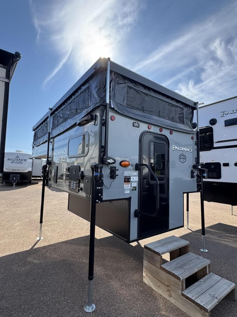 2025 Palomino 2025 Palomino Backpack Truck - thumbnail 4
