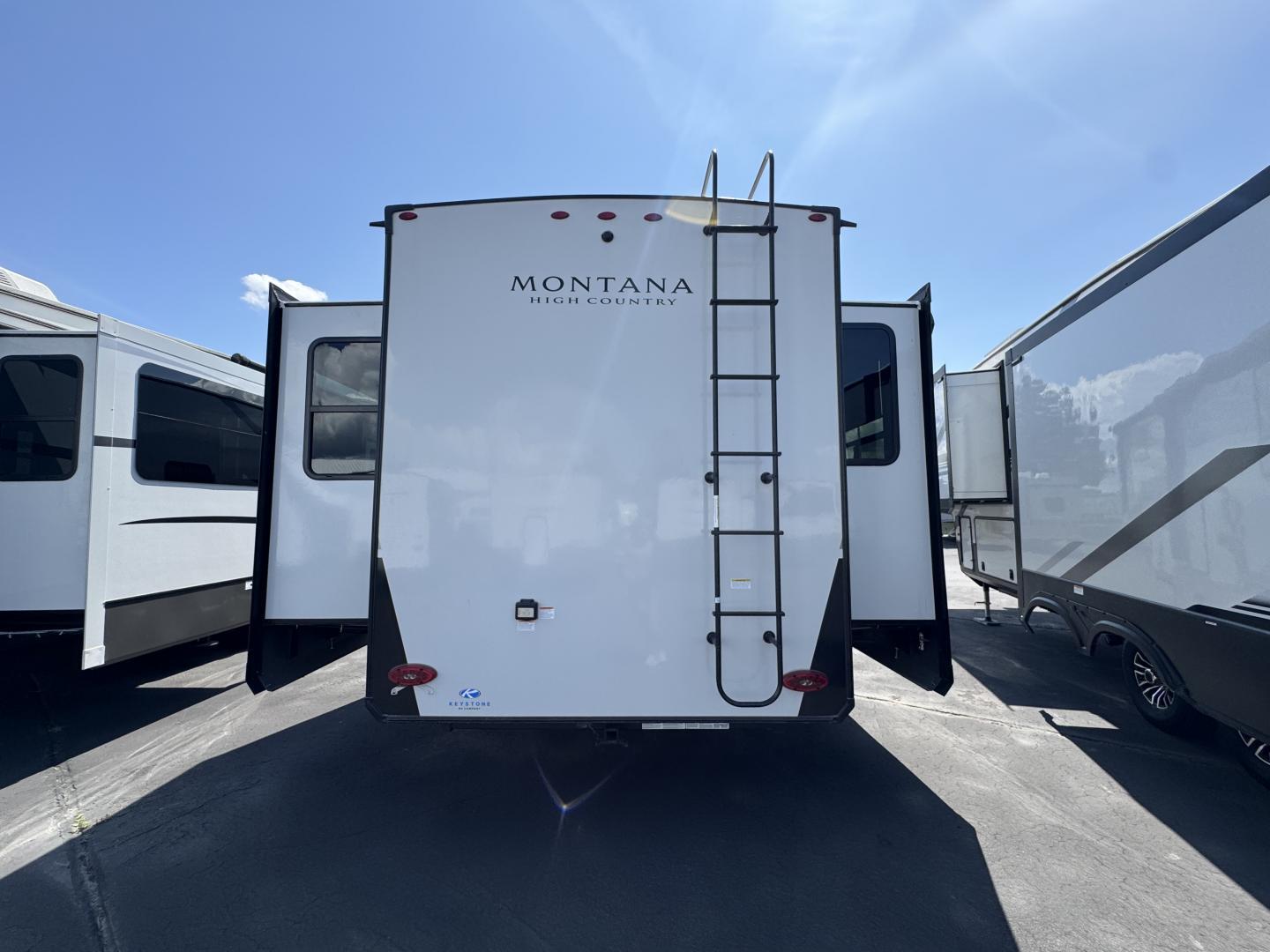 2025 Keystone RV 2025 Keystone RV Montana - thumbnail 6