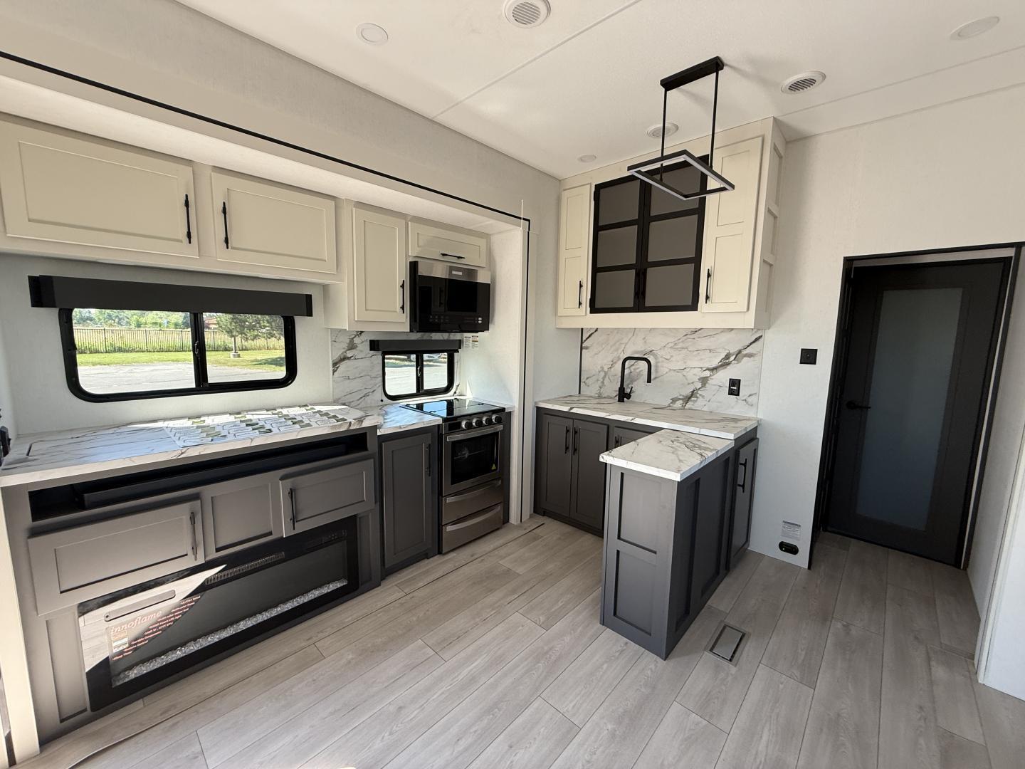 2026 KZ RV 2026 KZ RV Sportster X Toy Hauler - thumbnail 16