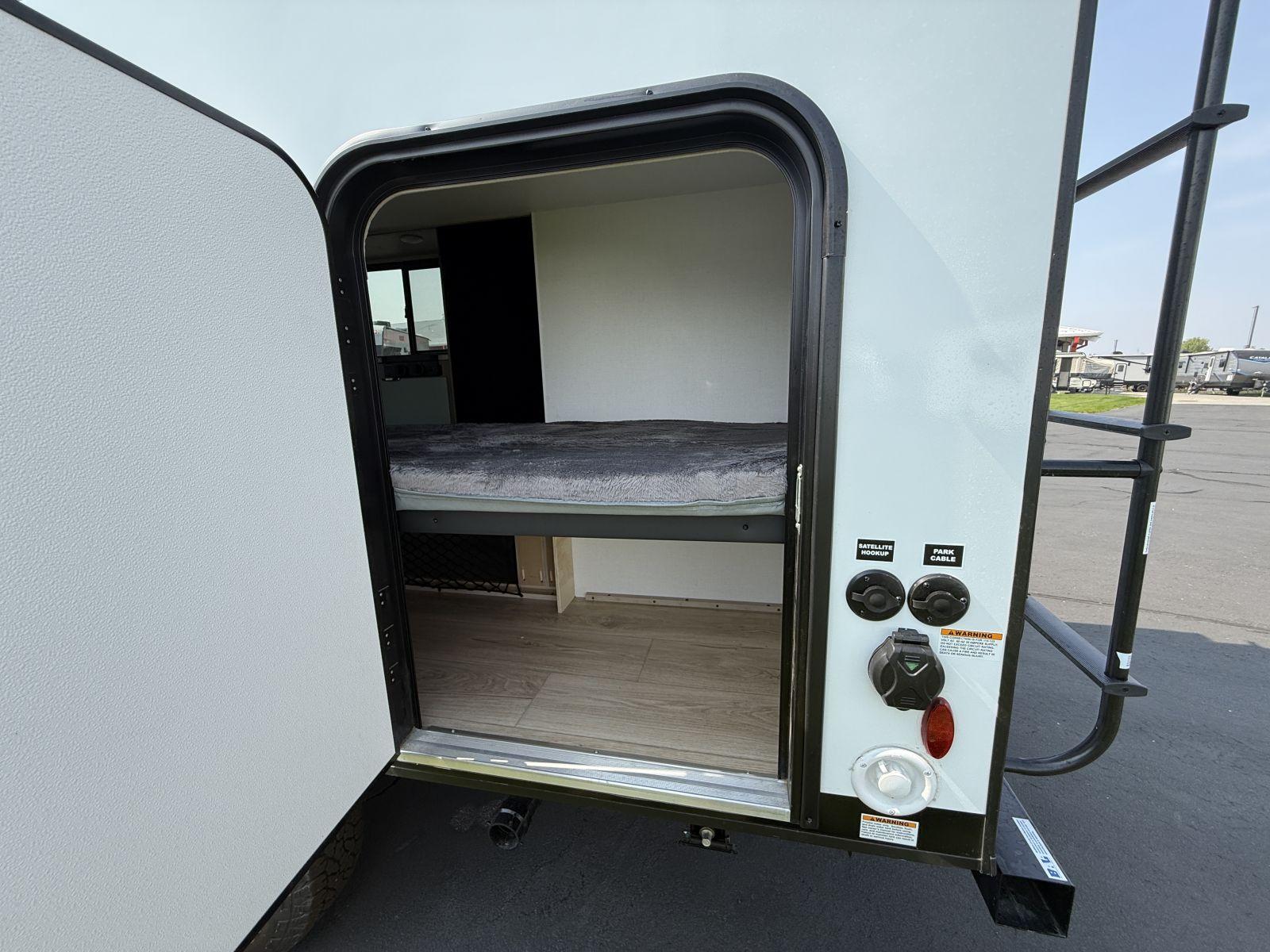 2025 Winnebago 2025 Winnebago Micro - thumbnail 7