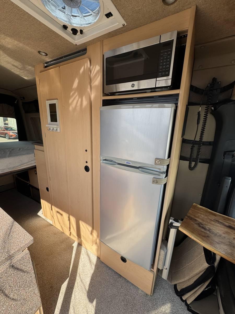 2020 Sportsmobile 2020 Sportsmobile Field Van - thumbnail 6