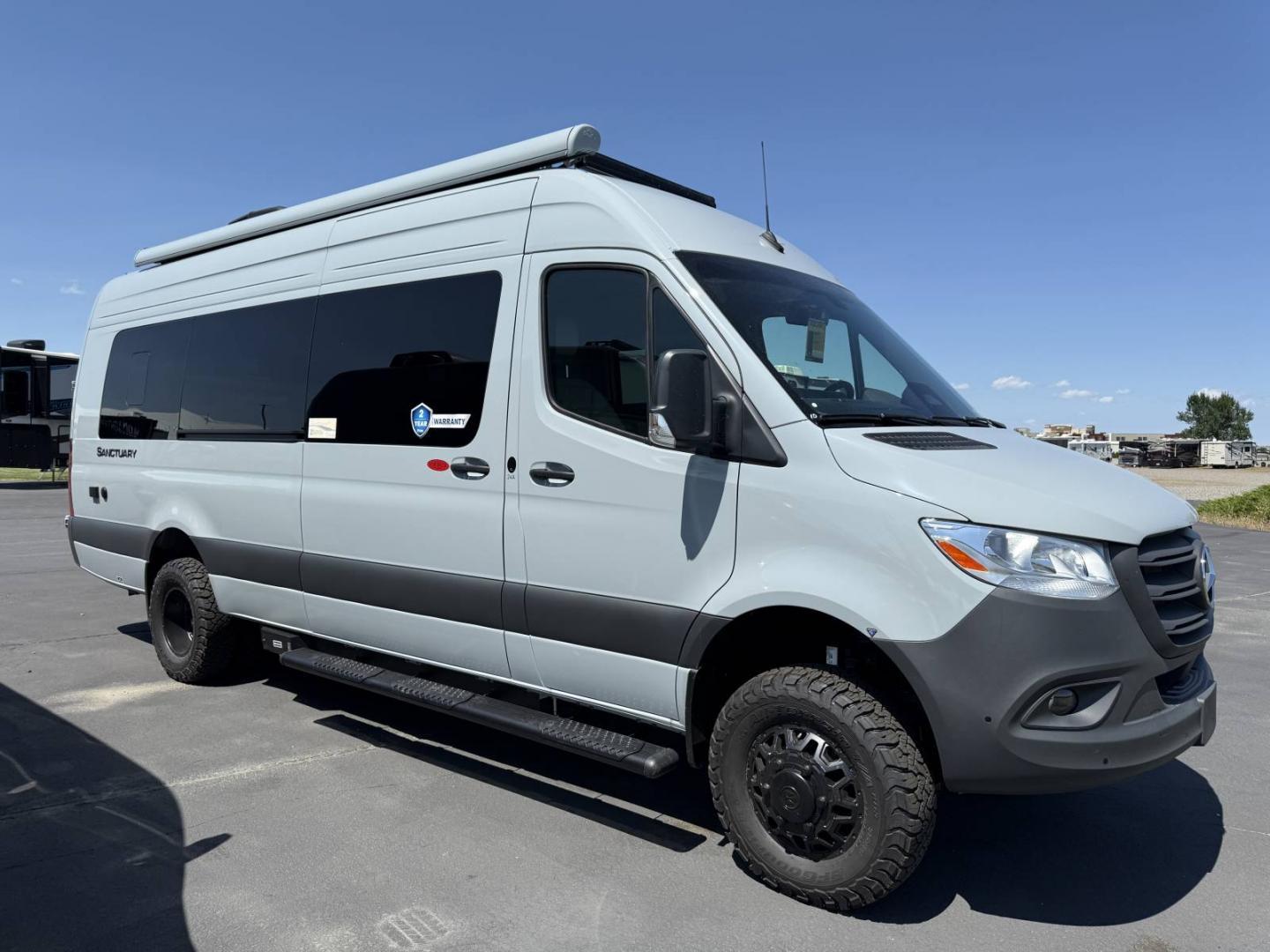 2026 Thor Motor Coach 2026 Thor Motor Coach Sanctuary - thumbnail 3