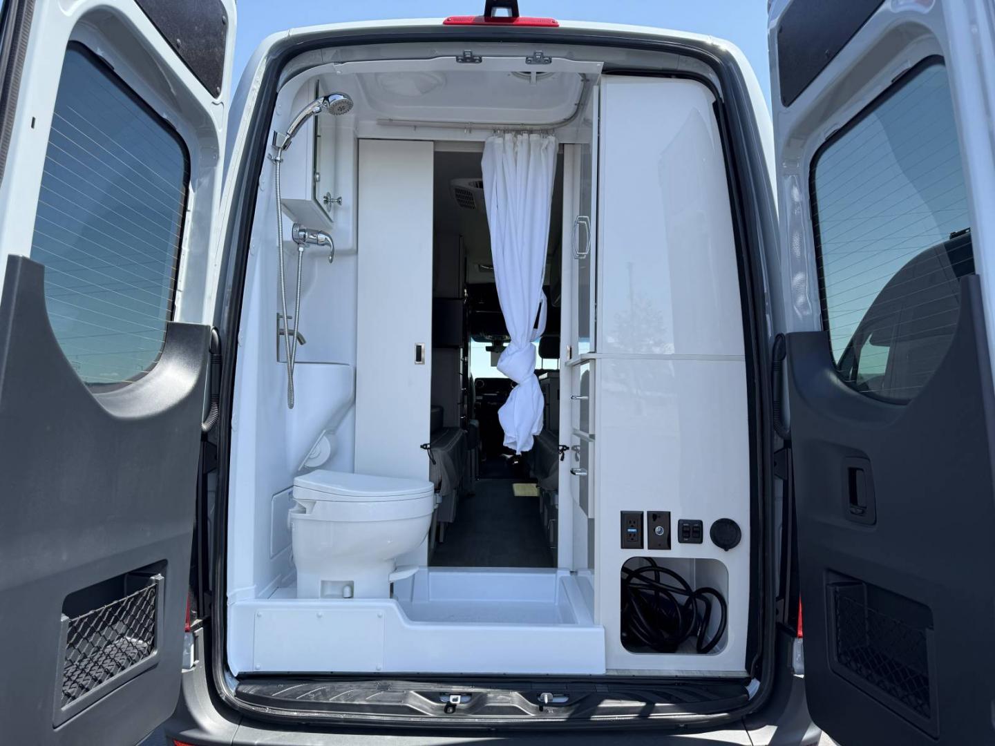 2026 Thor Motor Coach 2026 Thor Motor Coach Sanctuary - thumbnail 6