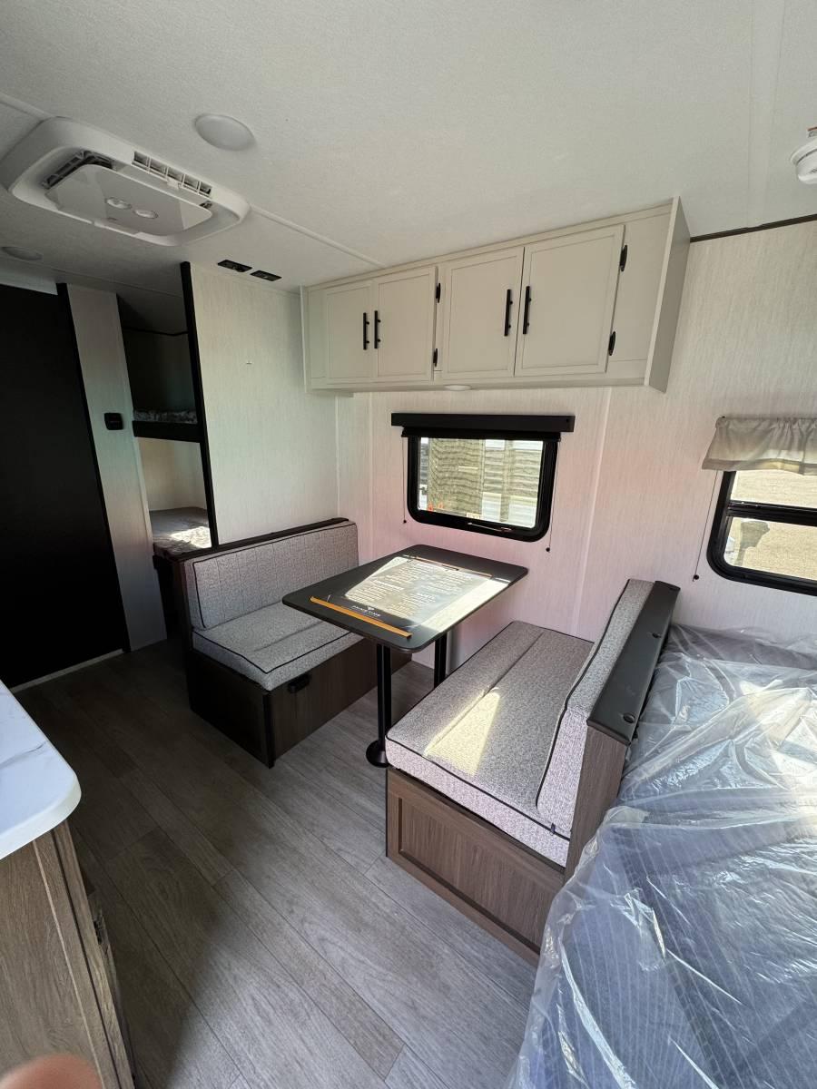 2026 Forest River RV 2026 Forest River RV Avenger - thumbnail 6