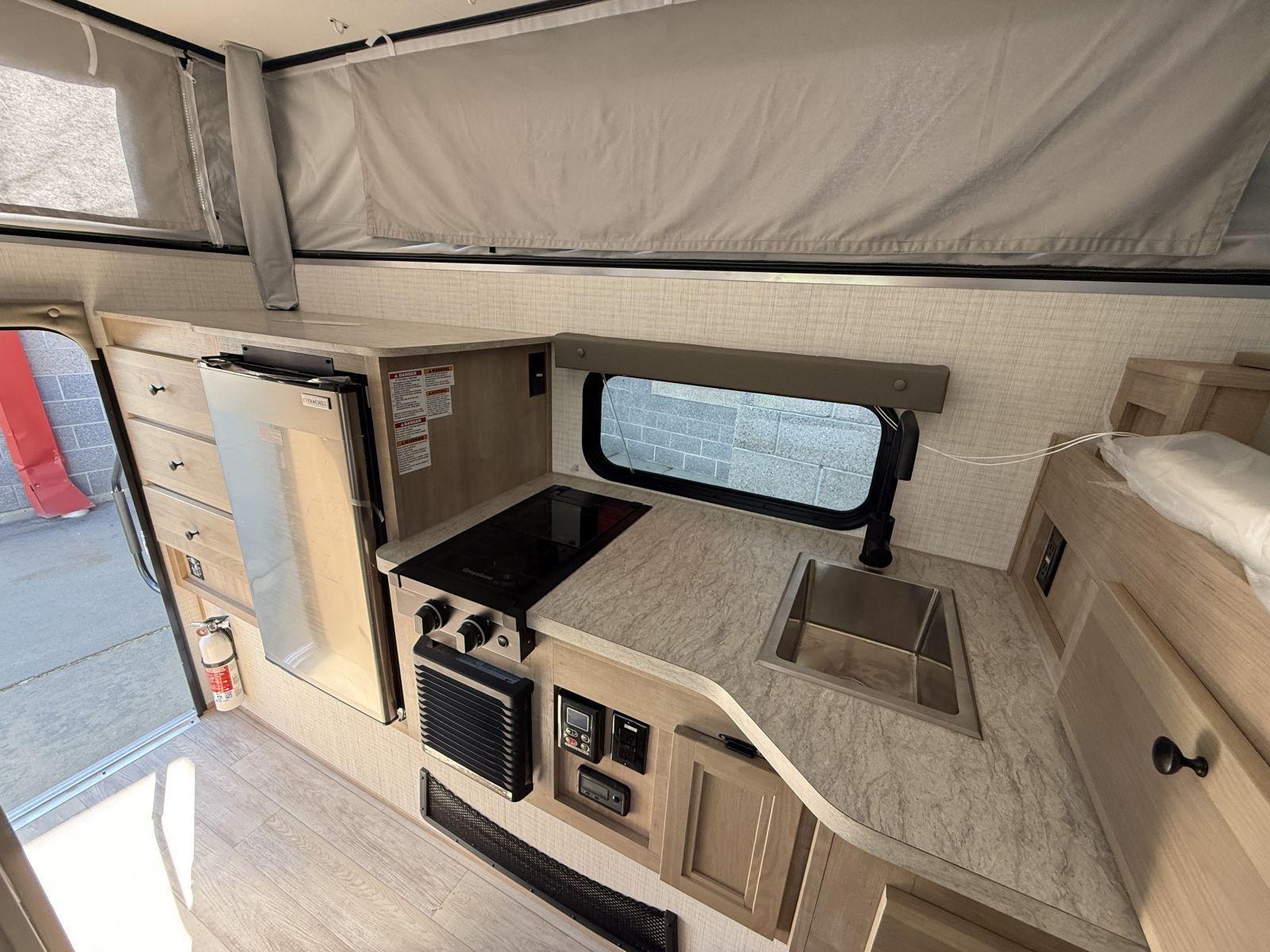 2026 Palomino 2026 Palomino Real Lite - thumbnail 15