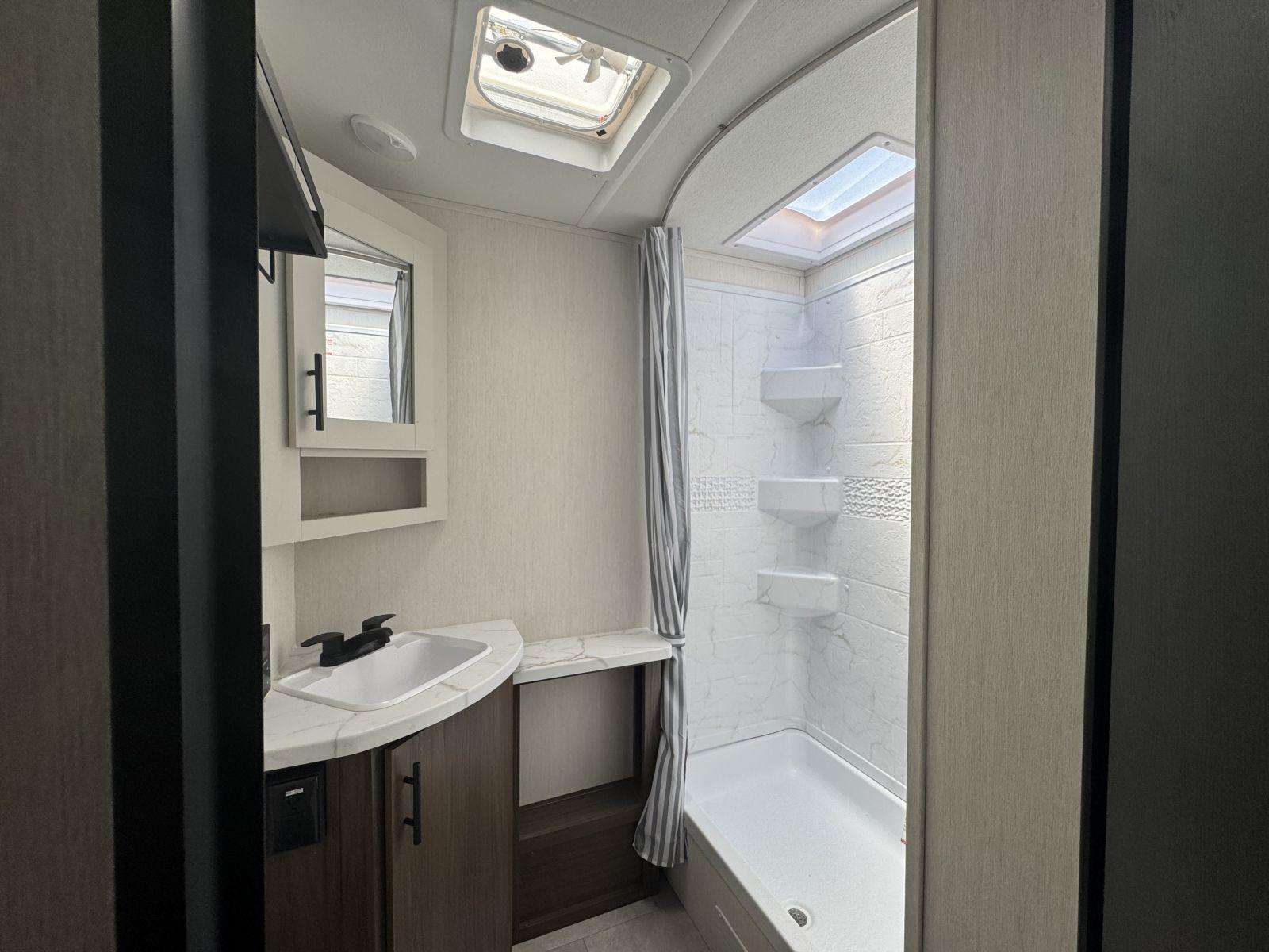 2026 Prime Time RV 2026 Prime Time RV Tracer - thumbnail 15