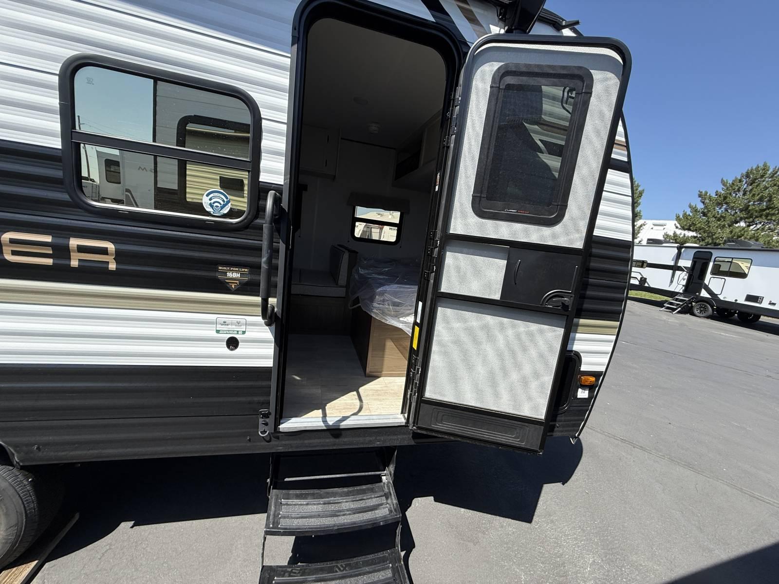 2026 Forest River RV 2026 Forest River RV Avenger - thumbnail 9