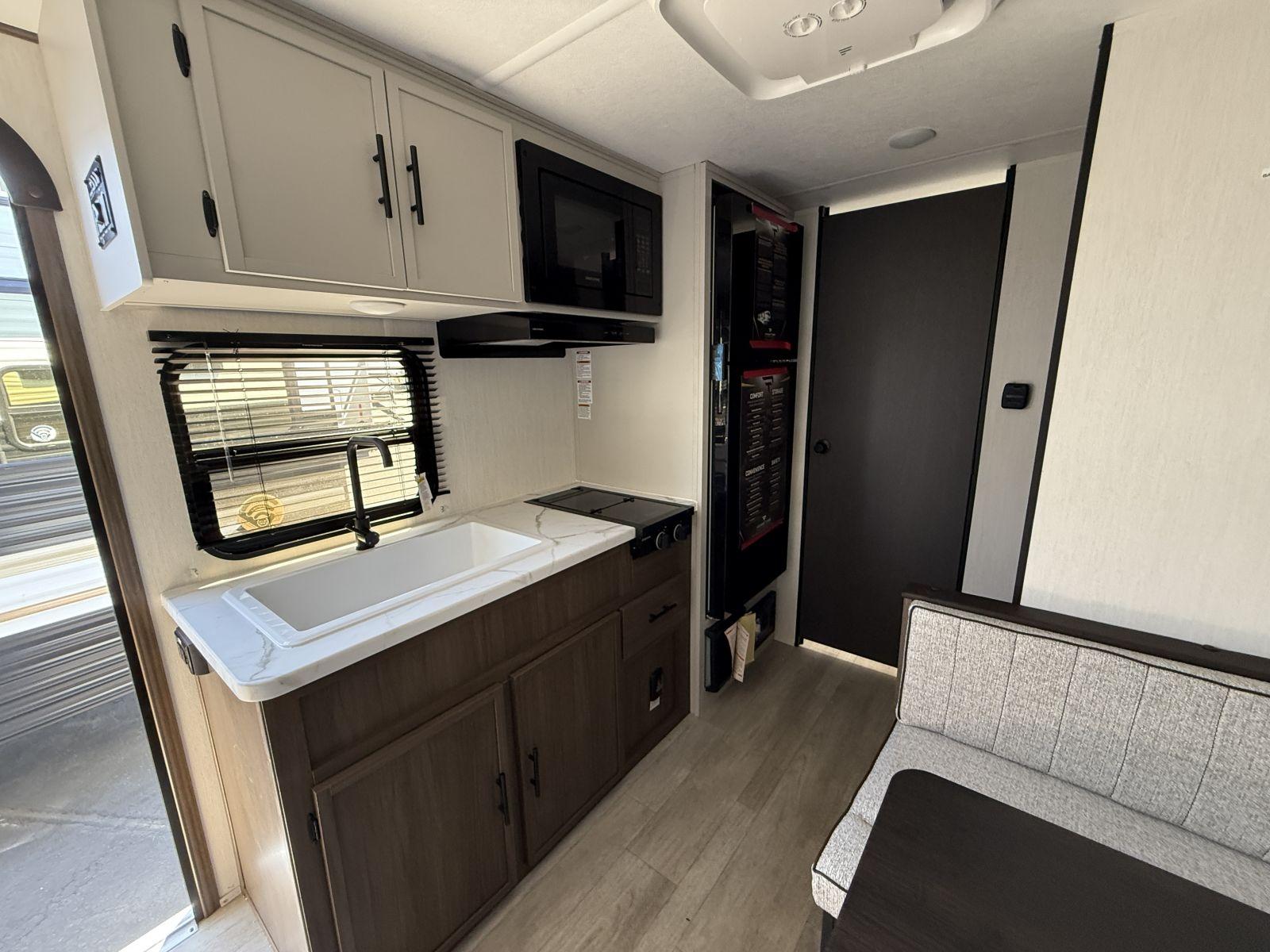 2026 Forest River RV 2026 Forest River RV Avenger - thumbnail 13