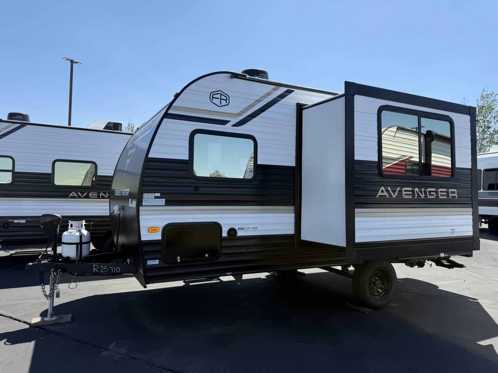 2026 Prime Time RV 2026 Prime Time RV Avenger - thumbnail 3