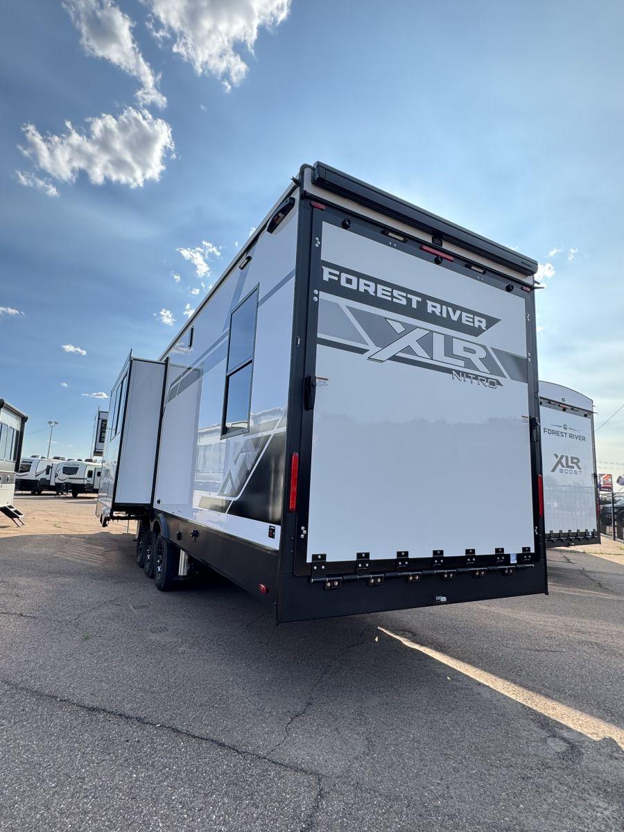 2026 Forest River RV 2026 Forest River RV Xlr Nitro Toy Hauler - thumbnail 4