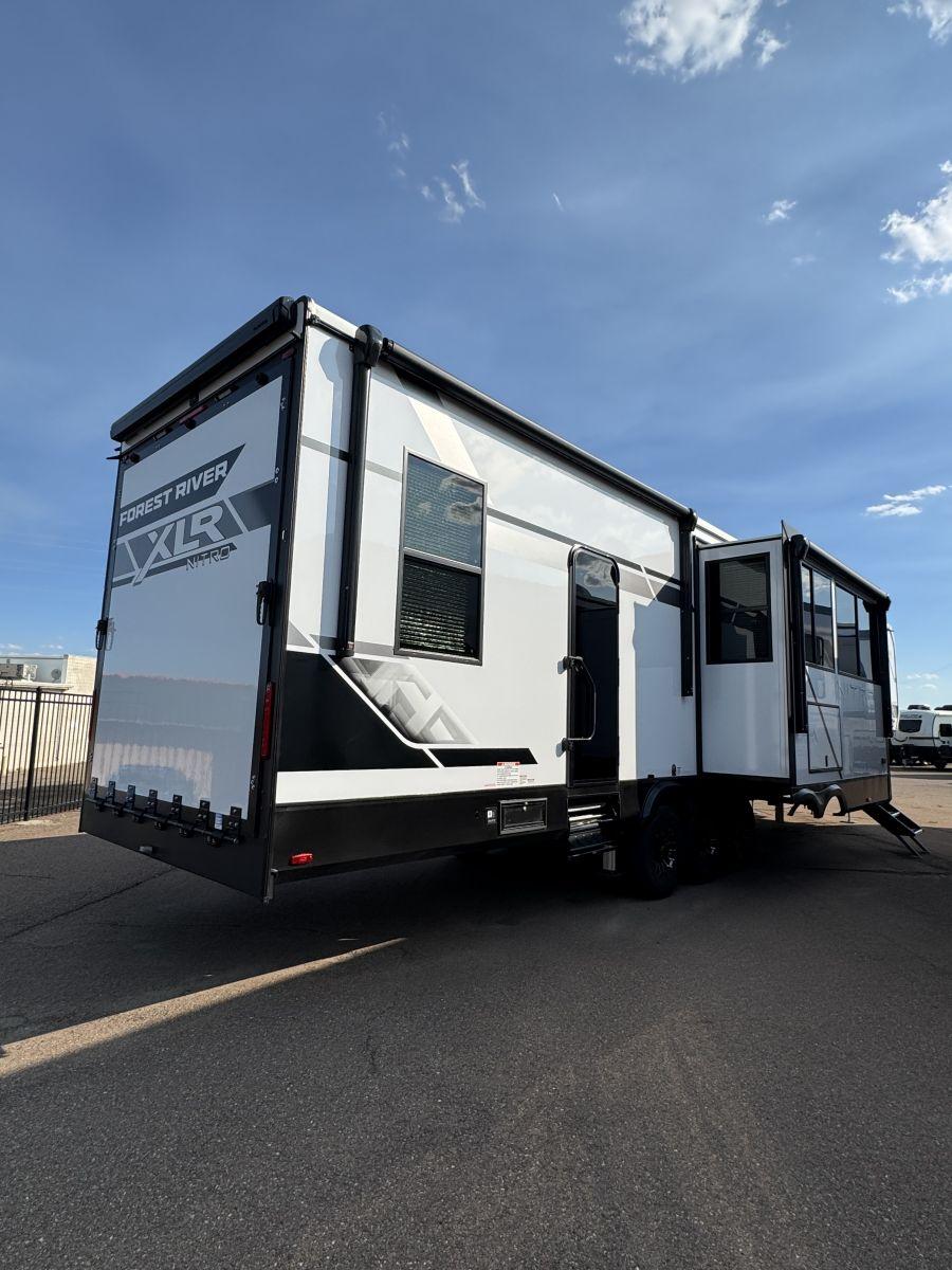 2026 Forest River RV 2026 Forest River RV Xlr Nitro Toy Hauler - thumbnail 5