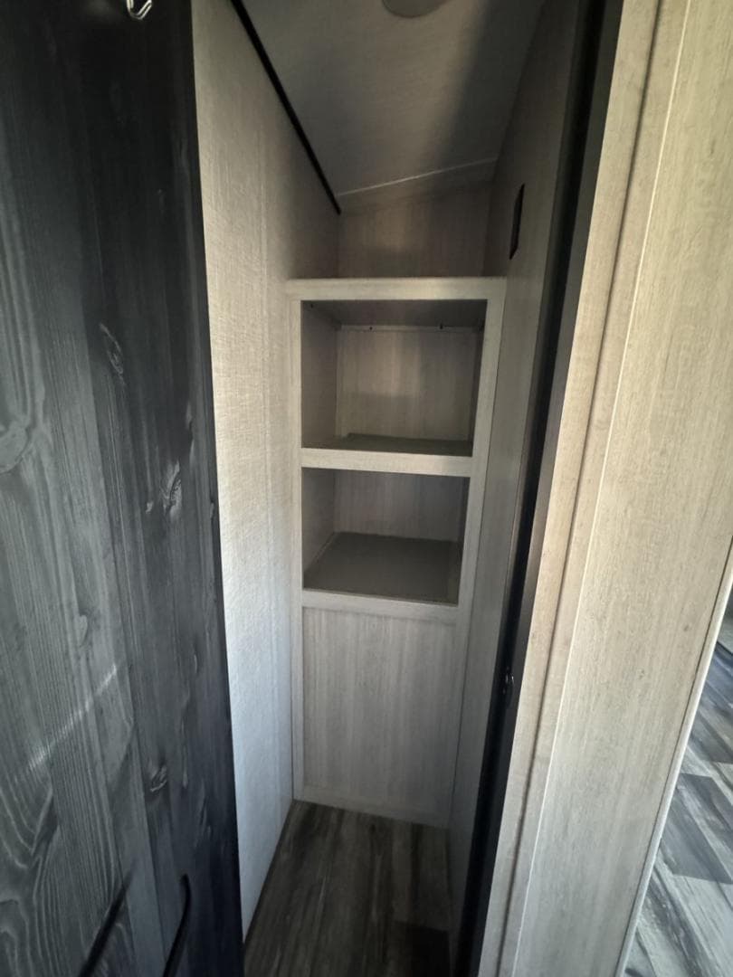 2023 CrossRoads RV 2023 CrossRoads RV Sunset Trail - thumbnail 12