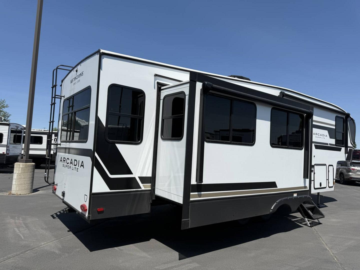2026 Keystone RV 2026 Keystone RV Arcadia Super Lite - thumbnail 4