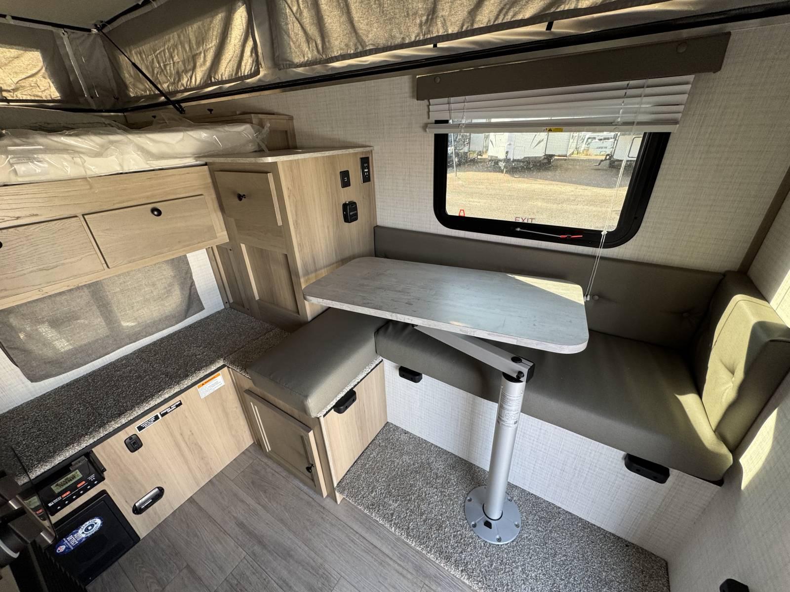2026 Palomino 2026 Palomino Backpack Truck - thumbnail 6