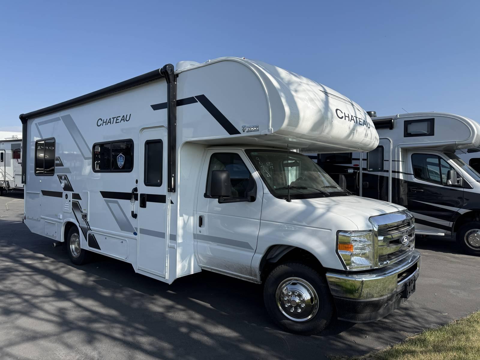 2026 Thor Motor Coach 2026 Thor Motor Coach Chateau - thumbnail 3