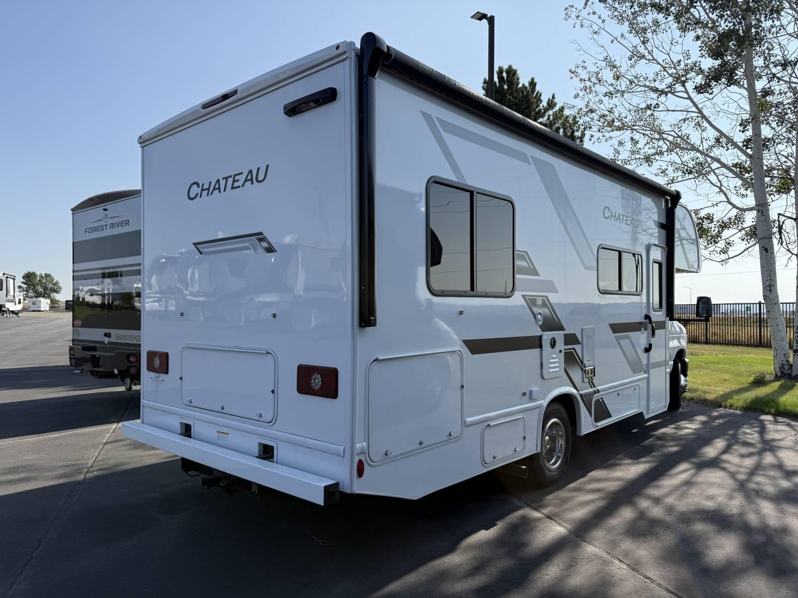 2026 Thor Motor Coach 2026 Thor Motor Coach Chateau - thumbnail 4