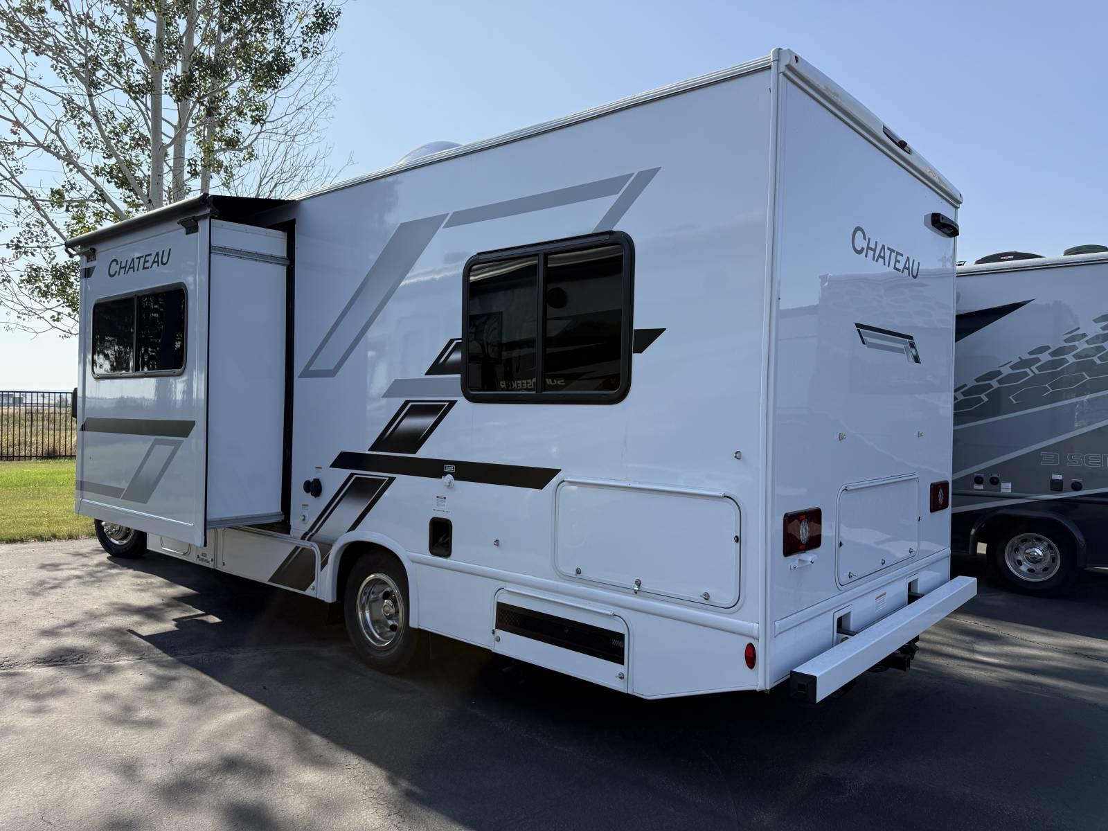 2026 Thor Motor Coach 2026 Thor Motor Coach Chateau - thumbnail 5