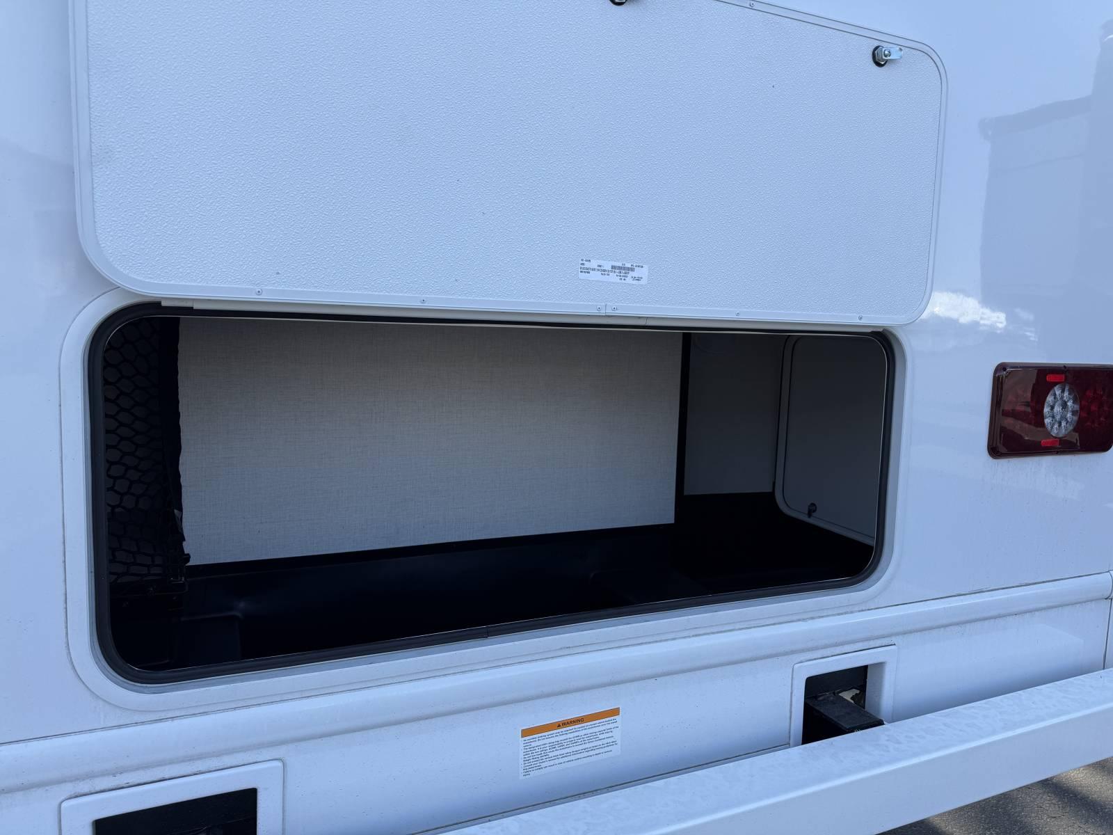 2026 Thor Motor Coach 2026 Thor Motor Coach Chateau - thumbnail 7