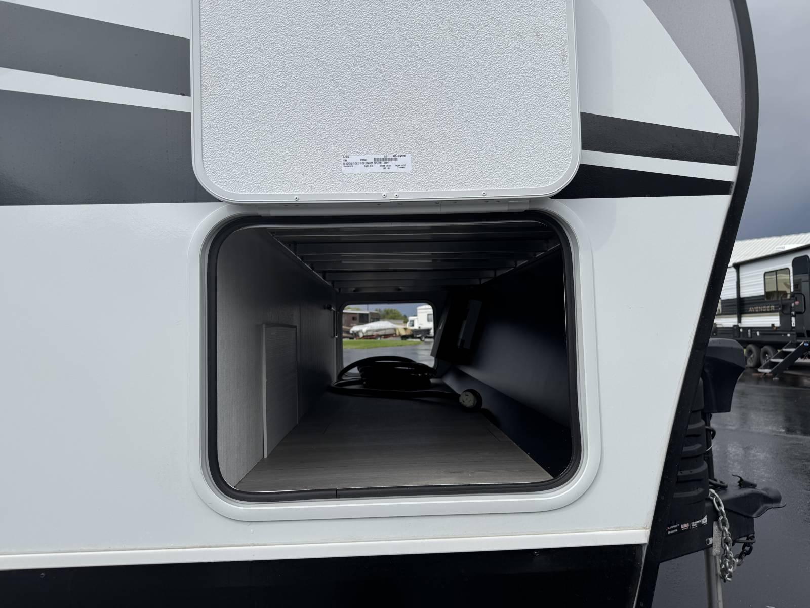 2026 KZ RV 2026 KZ RV Sportster X Toy Hauler - thumbnail 8