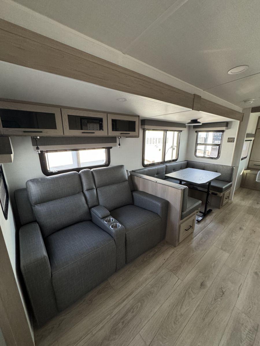 2026 ROCKWOOD 2026 ROCKWOOD SIGNATURE - thumbnail 8