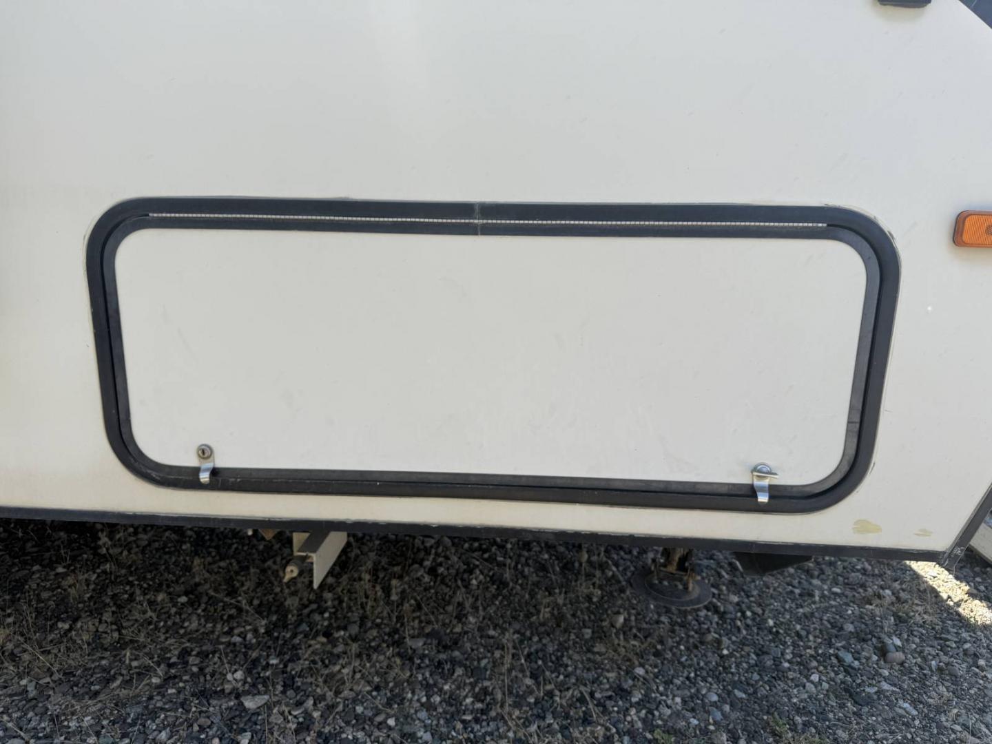 2016 Winnebago 2016 Winnebago Micro Minnie - thumbnail 5