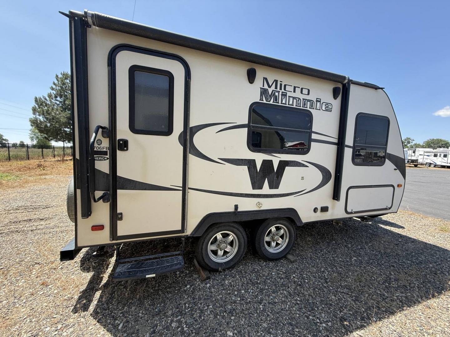 2016 Winnebago 2016 Winnebago Micro Minnie - thumbnail 7