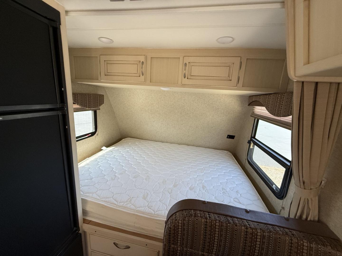 2016 Winnebago 2016 Winnebago Micro Minnie - thumbnail 12