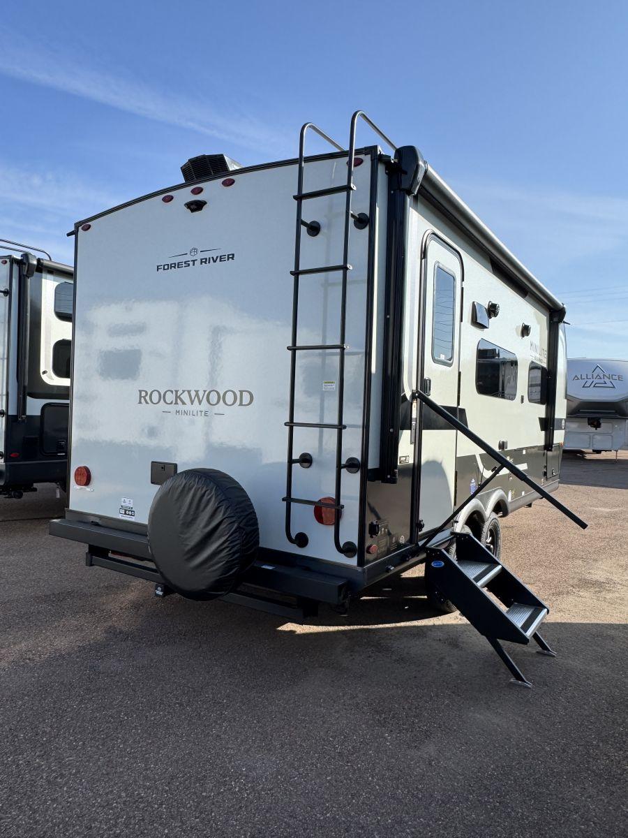 2026 Forest River RV 2026 Forest River RV Rockwood Mini Lite - thumbnail 4