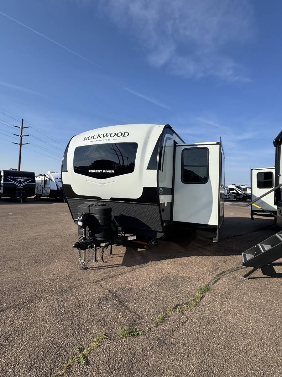2026 Forest River RV 2026 Forest River RV Rockwood Mini Lite - thumbnail 3