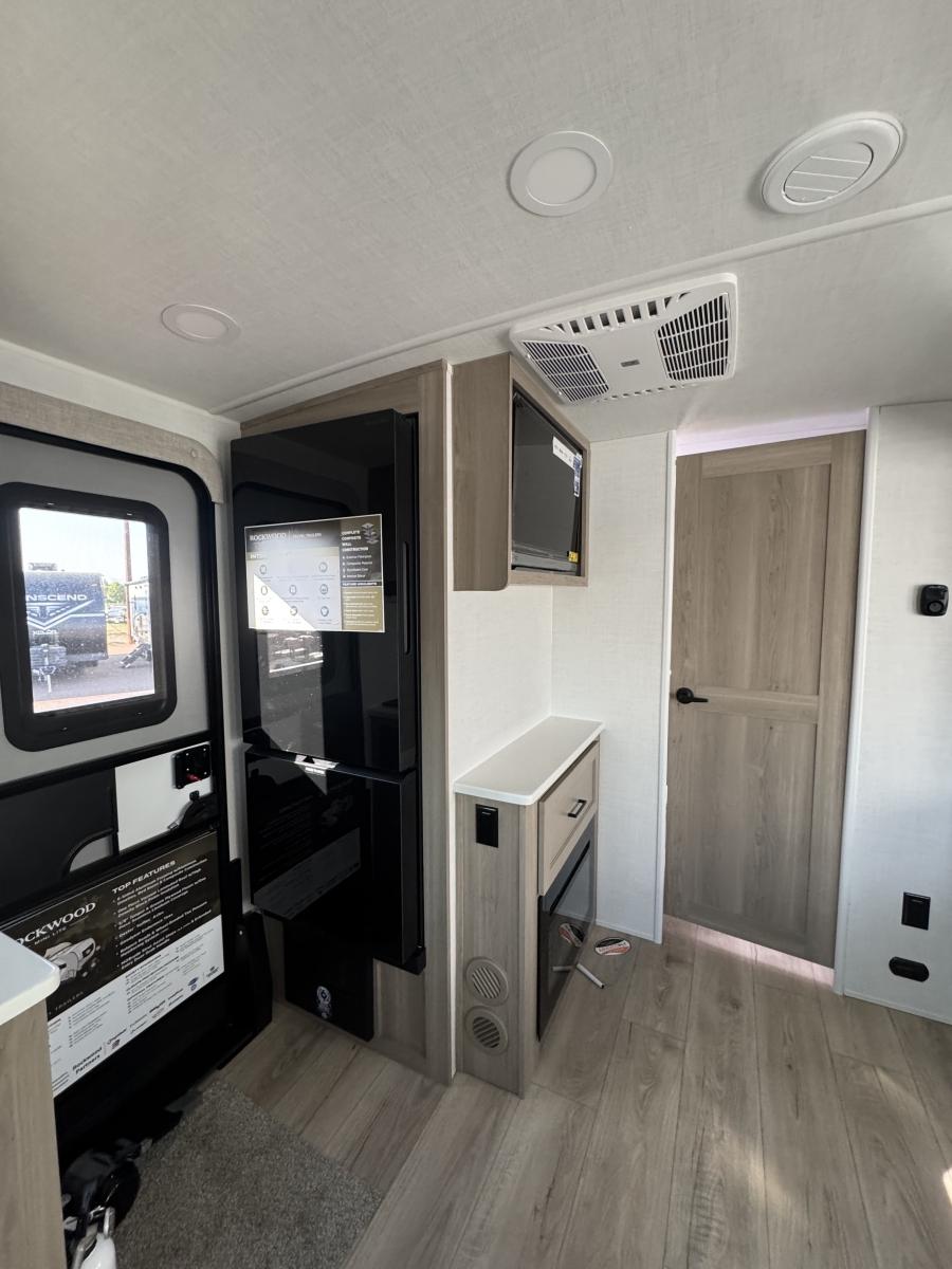 2026 Forest River RV 2026 Forest River RV Rockwood Mini Lite - thumbnail 8