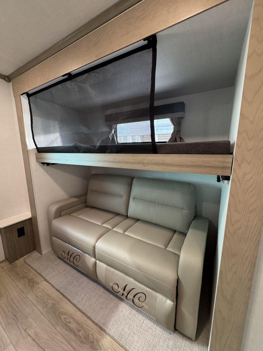 2026 ROCKWOOD 2026 ROCKWOOD SIGNATURE - thumbnail 13